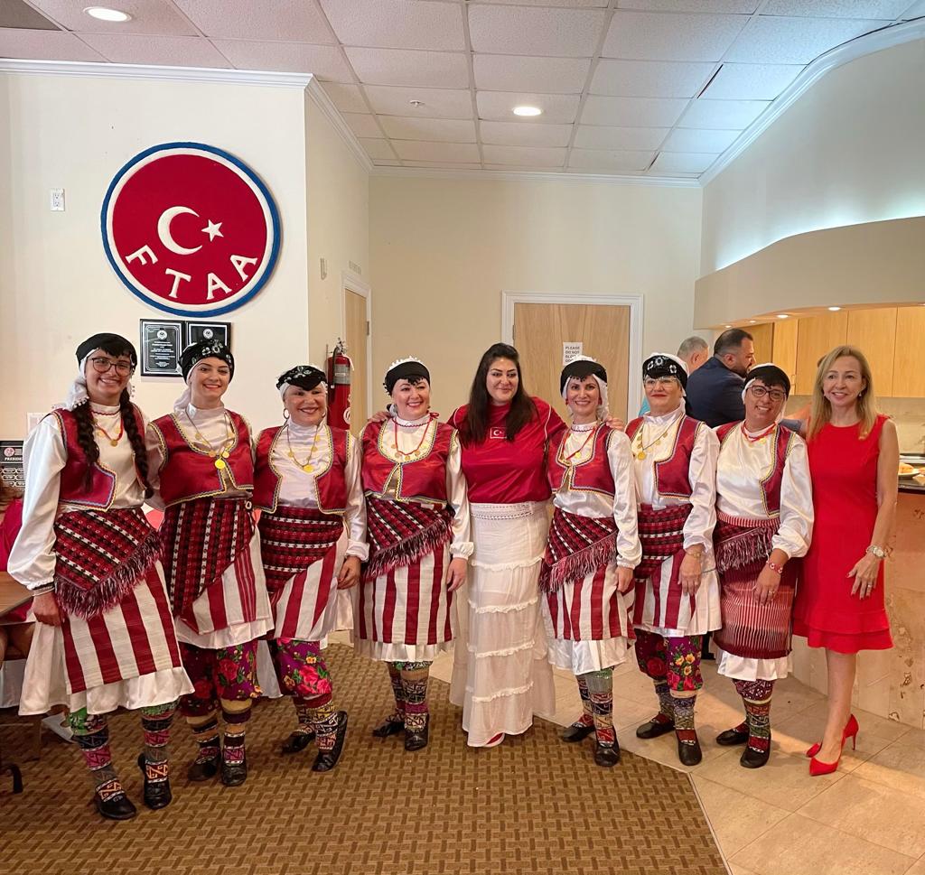 FTAA Folklor grubu dans gosterisi 005